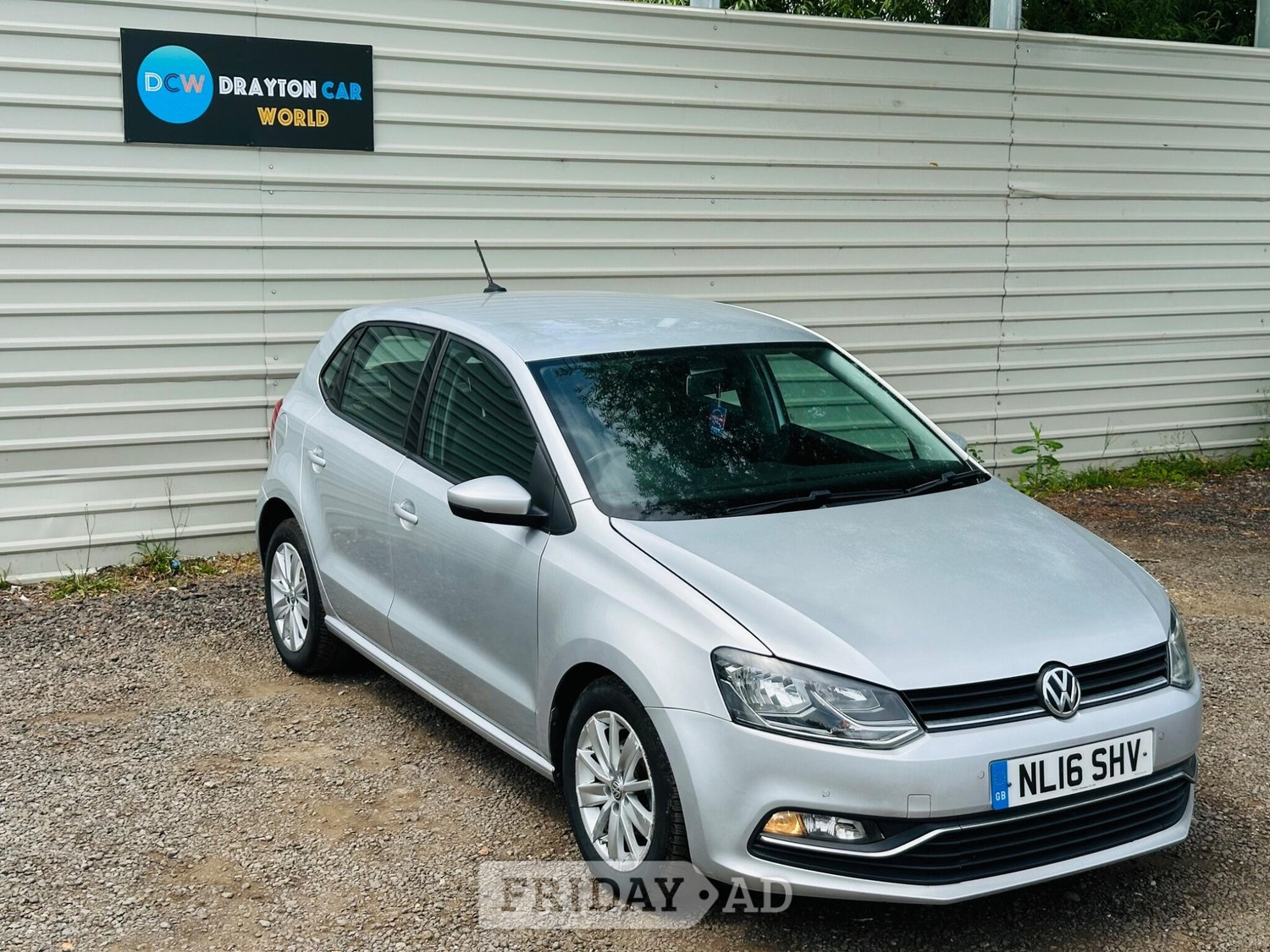 Volkswagen Polo 2016 - Cars