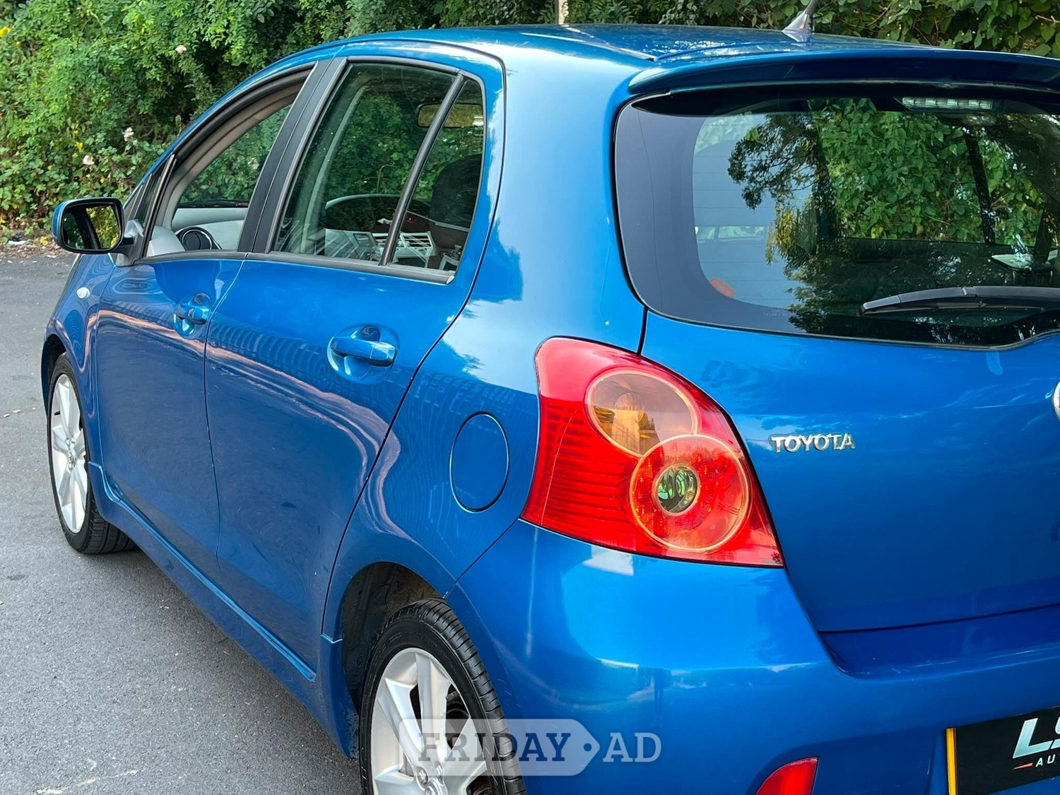 Toyota Yaris 2008 - Cars