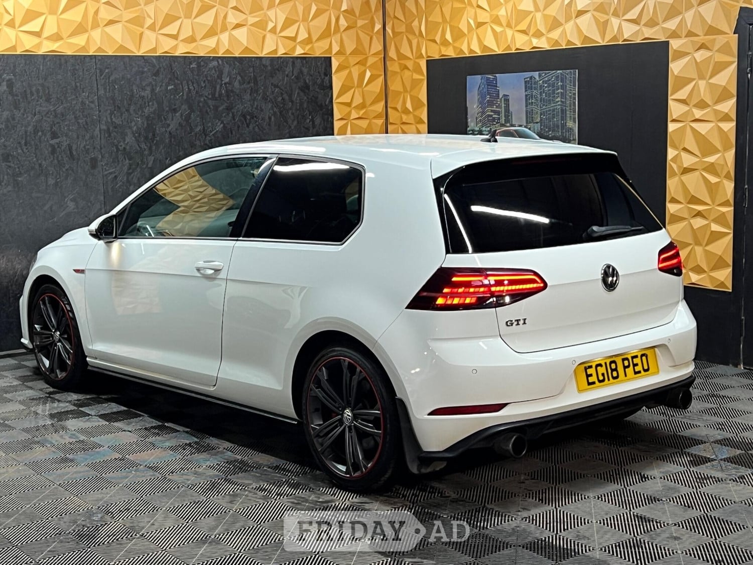 Volkswagen Golf 2018 - Cars in Halifax