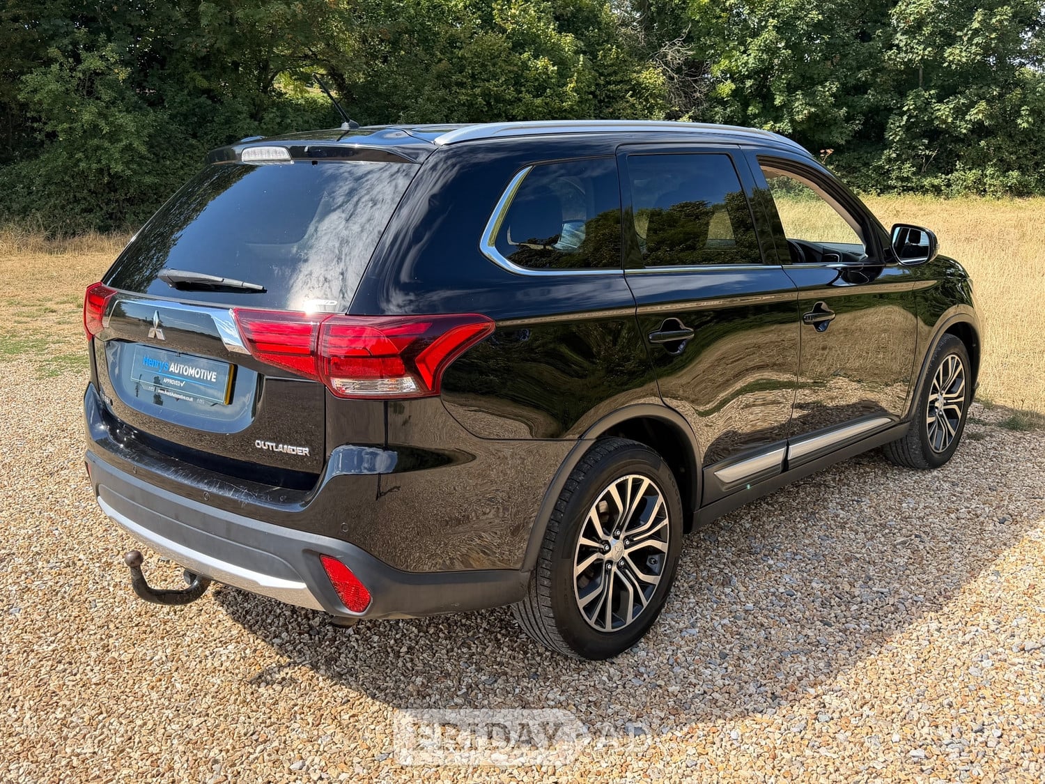 Mitsubishi Outlander 2015 - Cars in Newport