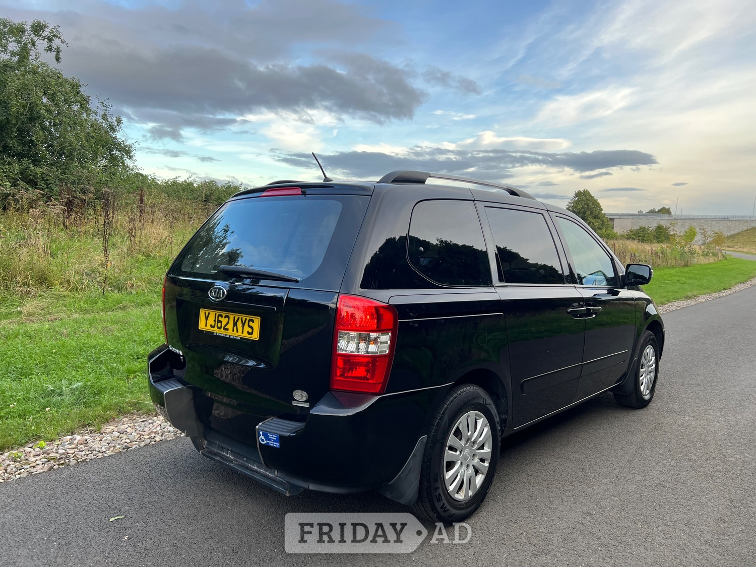 [ berth ]Kia Sedona