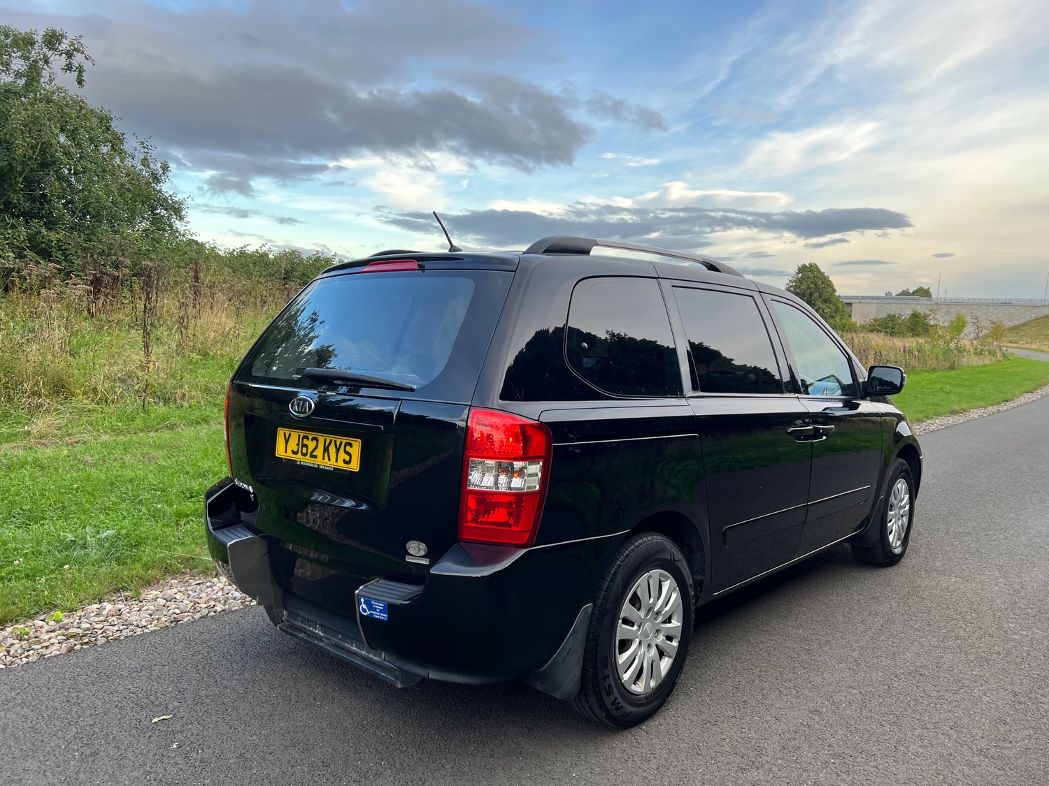 [ berth ]Kia Sedona