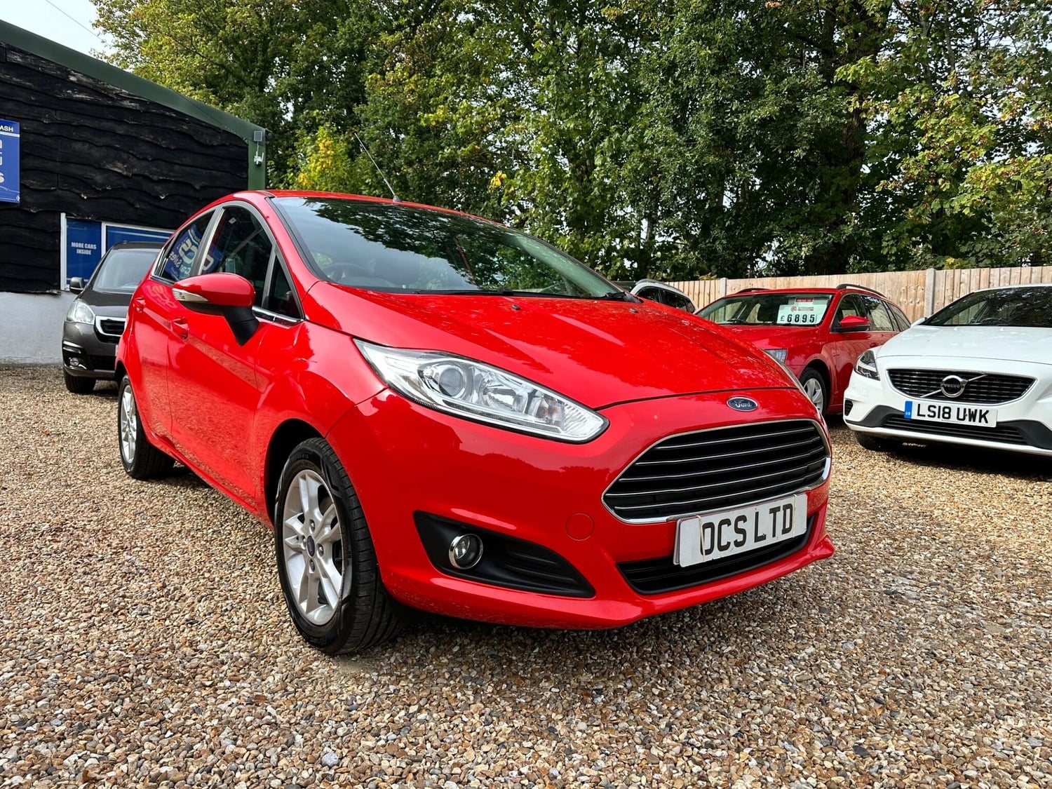 Ford Fiesta Hook