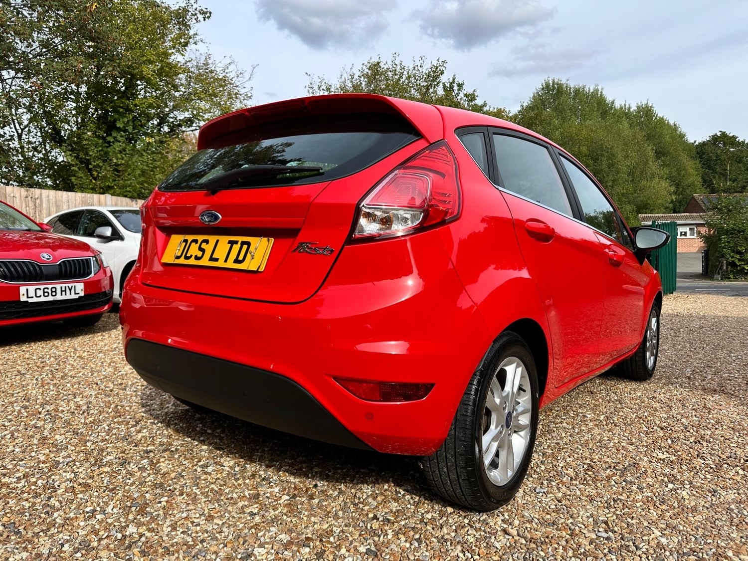 Ford Fiesta 2016 - Cars in Hook