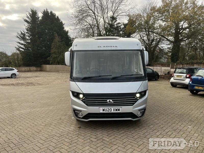 Adria SONIC 810 SC Halstead