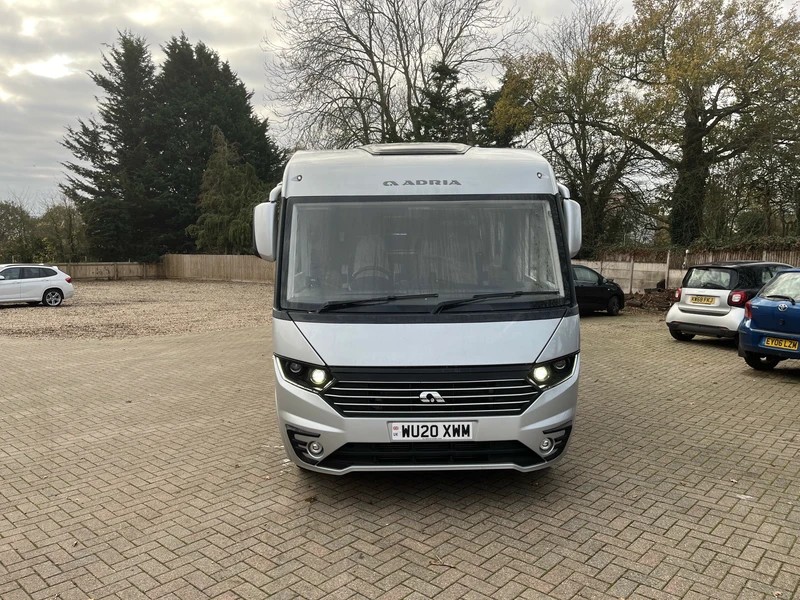 Adria SONIC 810 SC Halstead