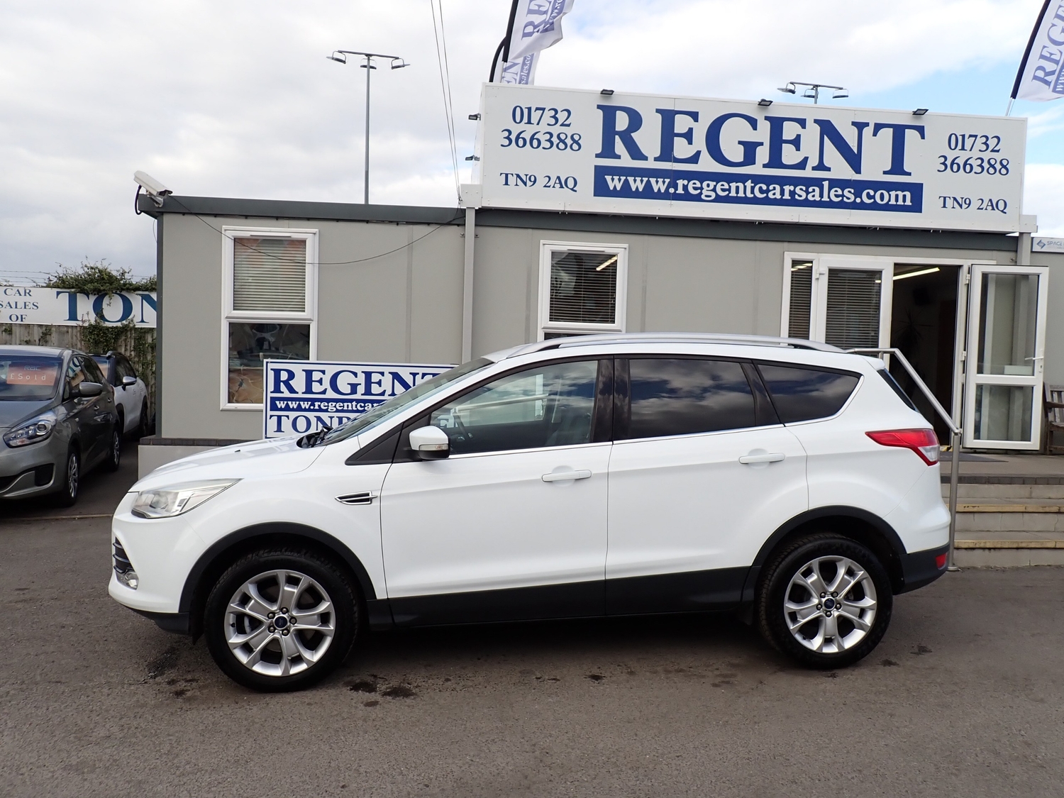 Ford Kuga 2015 - Cars
