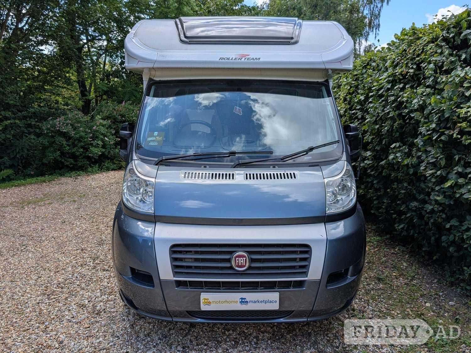 Roller Team T-Line 590 - Automatic 2014 for sale - Motorhomes & Caravans