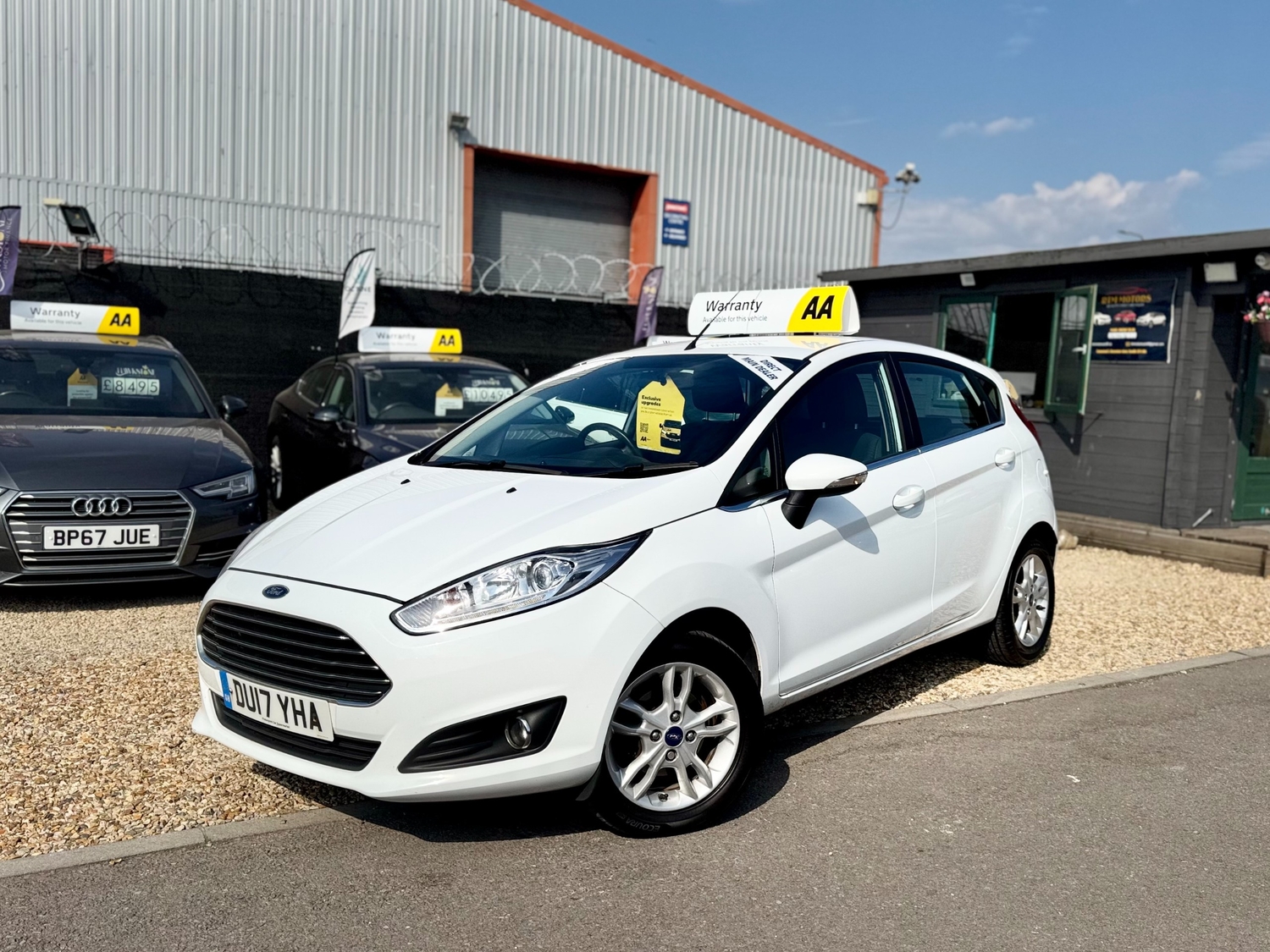 [ berth ]Ford Fiesta