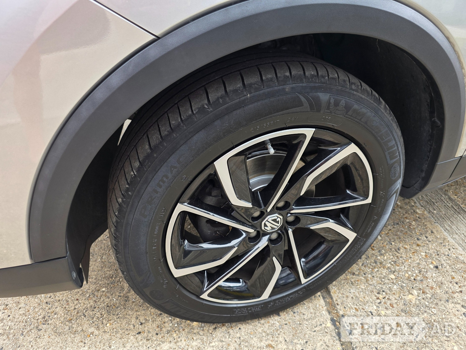 MG ZS 2023 - Cars