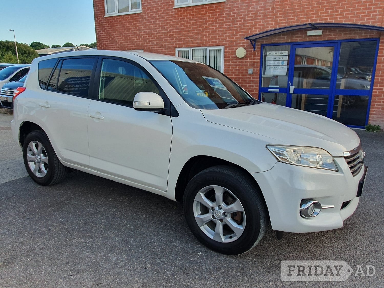 Toyota RAV4 2012 - Cars