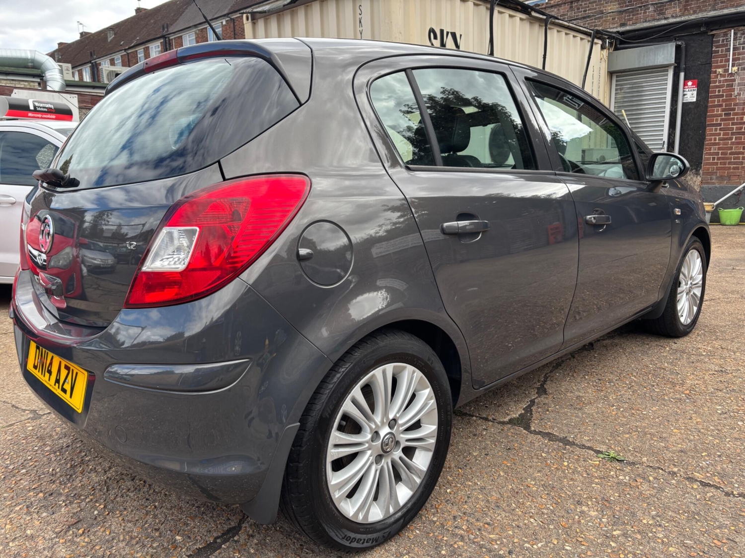 Vauxhall Corsa 2014 - Cars in Hayes