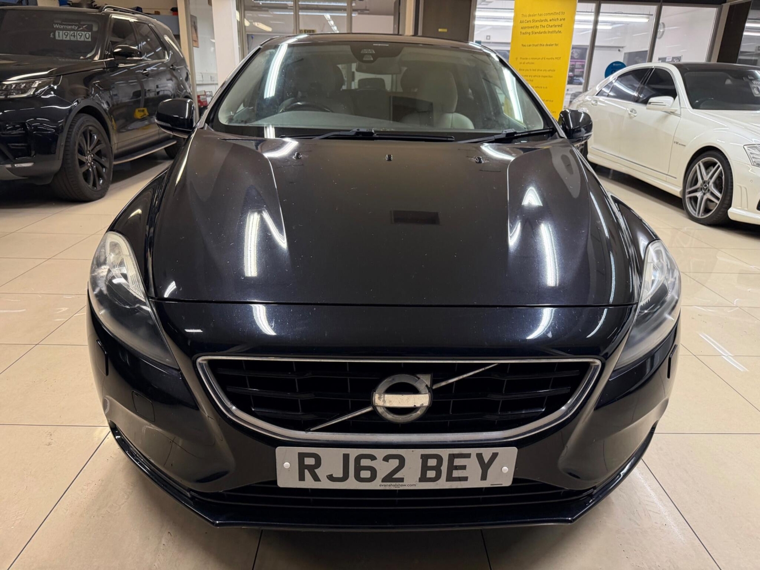 [ berth ]Volvo V40