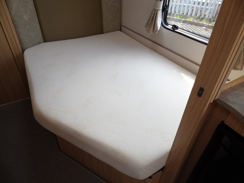 [4 berth ]Coachman Vision