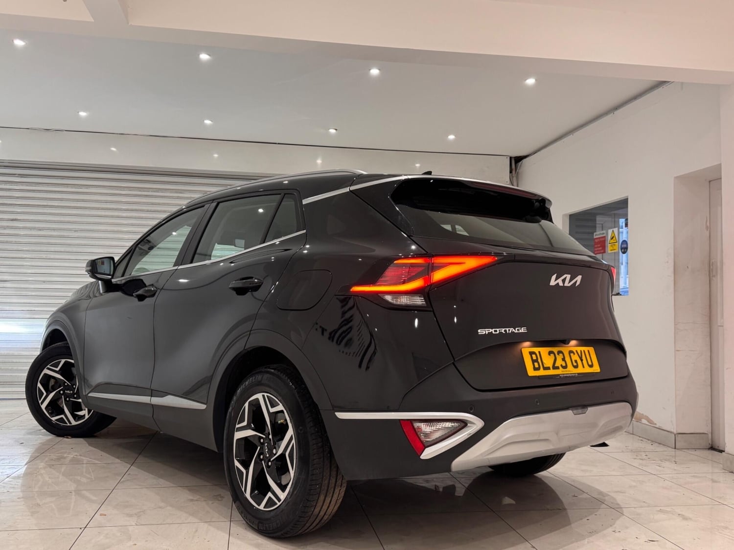 Kia Sportage 2023 - Cars