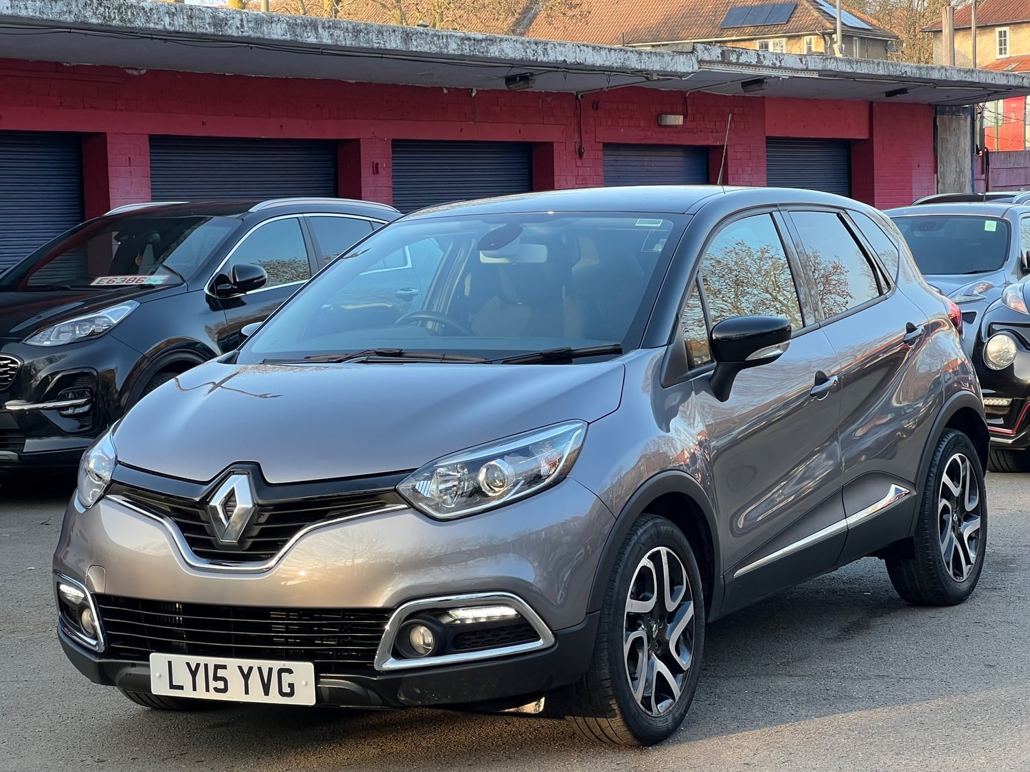 [ berth ]Renault Captur