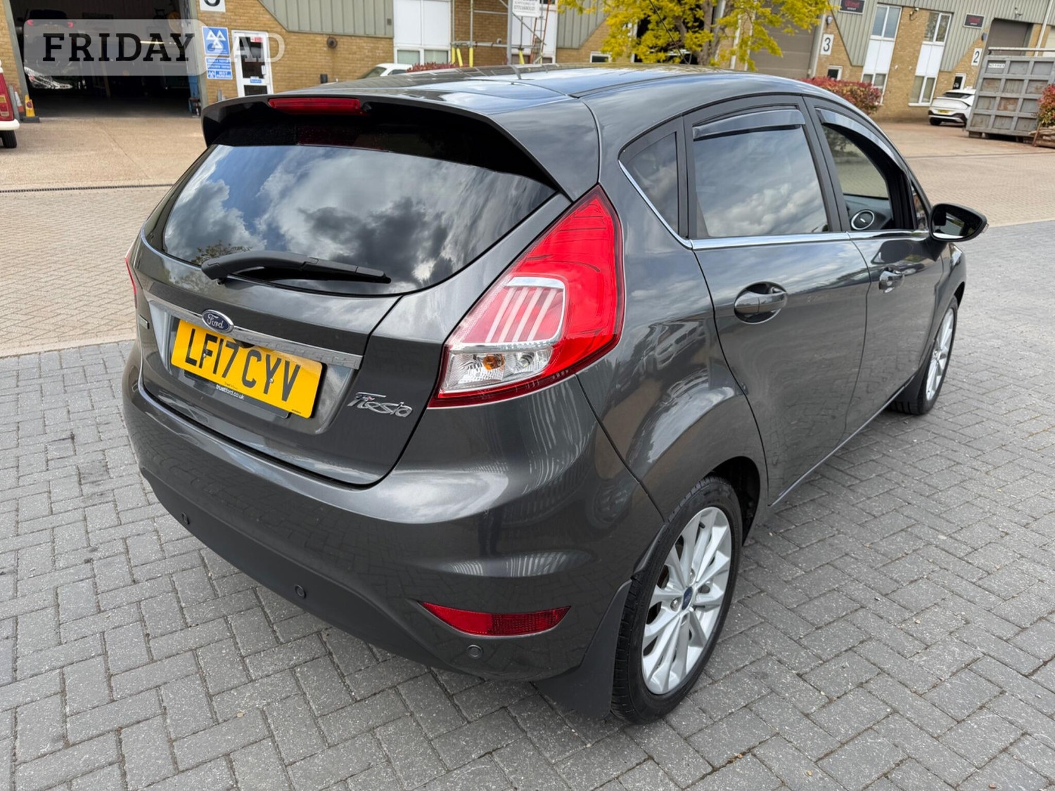 Ford Fiesta 2017 - Cars in Gillingham