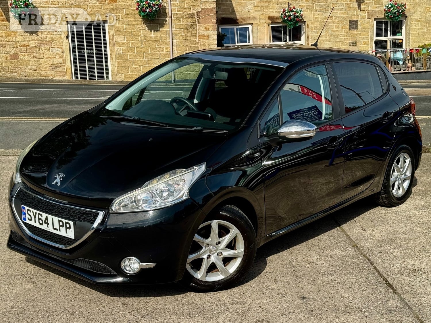 [ berth ]Peugeot 208