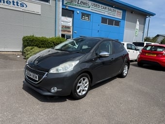 Peugeot 208 2014