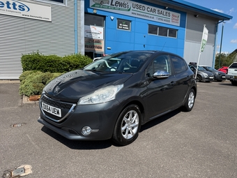 Peugeot 208 2014