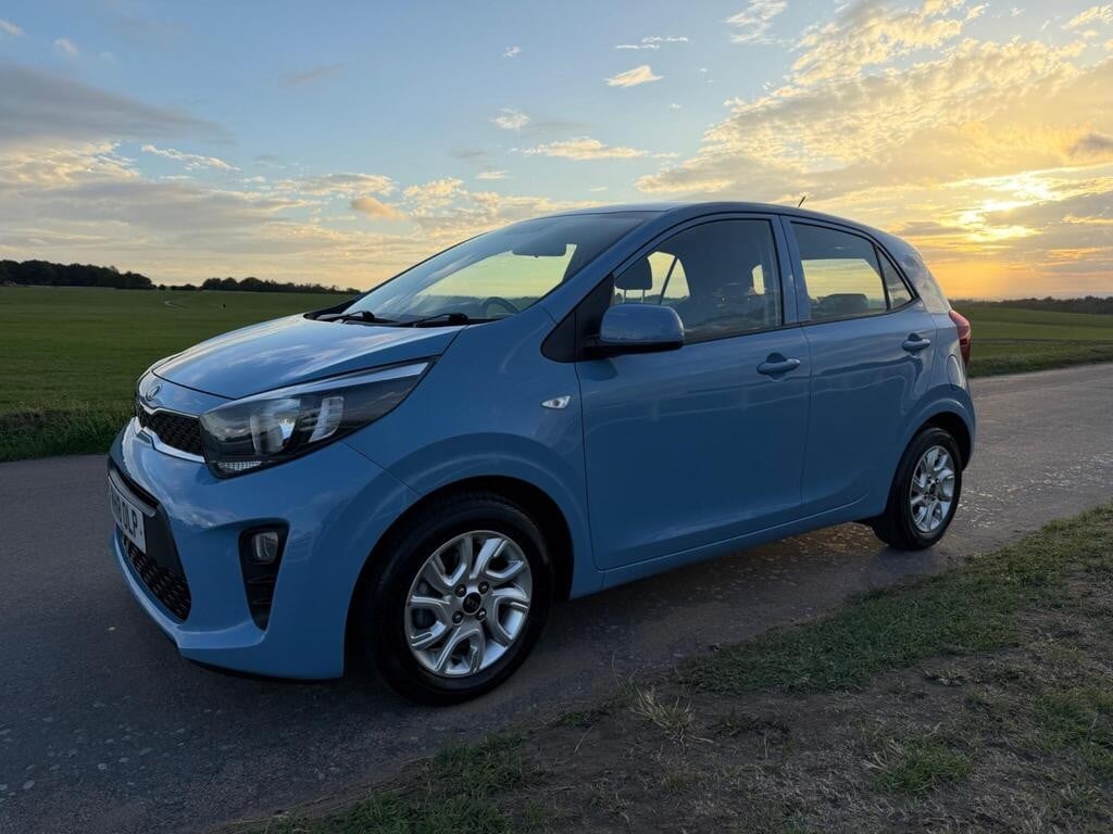 Kia Picanto 2018 - Cars in Epsom