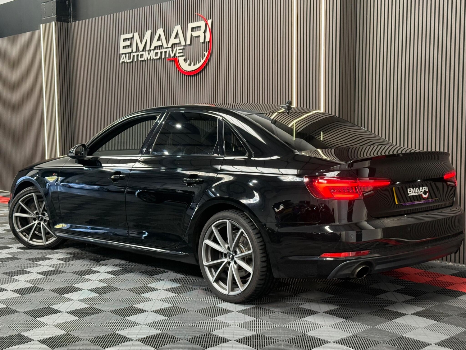 [ berth ]Audi A4