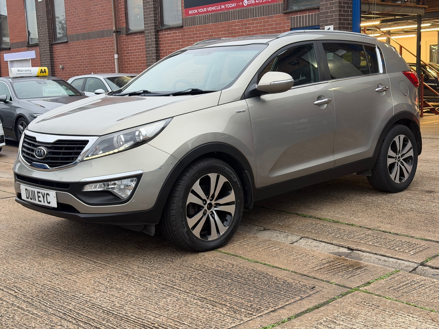 [ berth ]Kia Sportage
