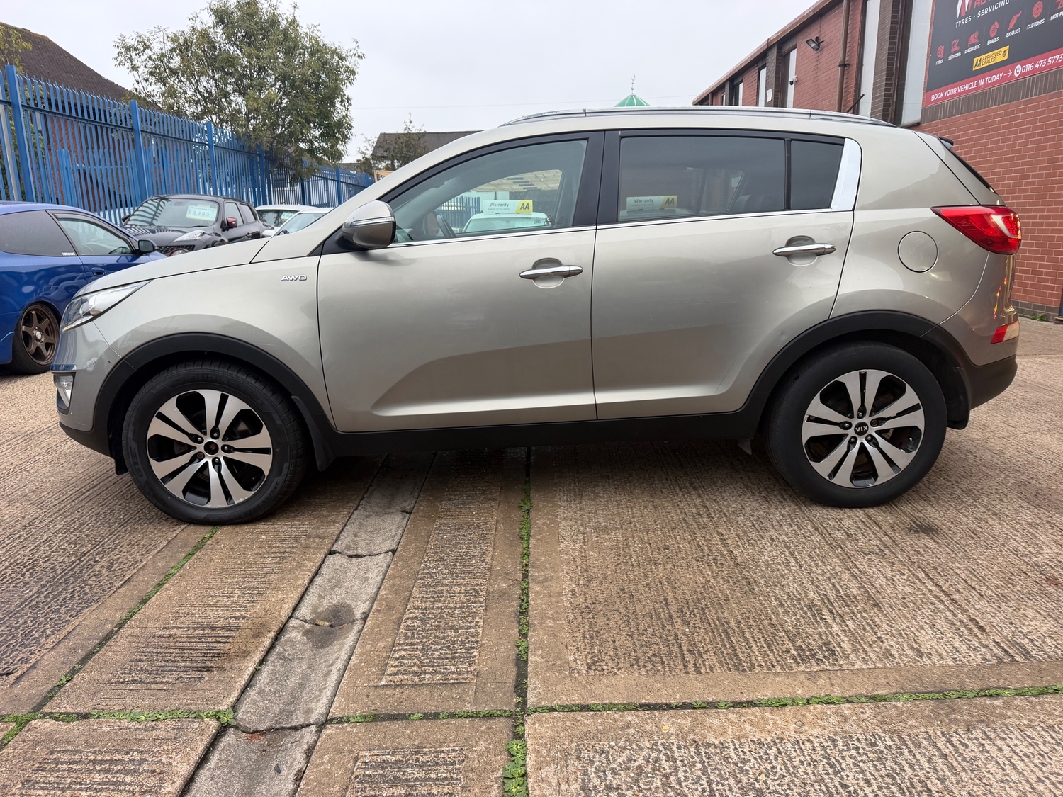 Kia Sportage 2011 - Cars in Leicester