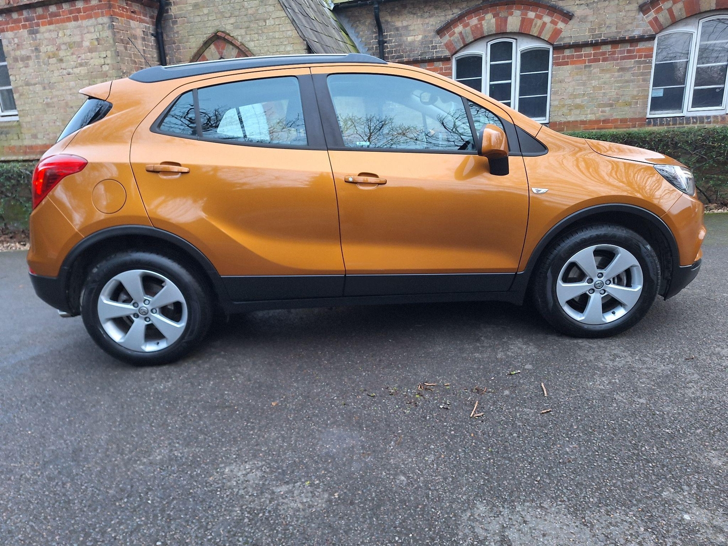 [ berth ]Vauxhall Mokka X
