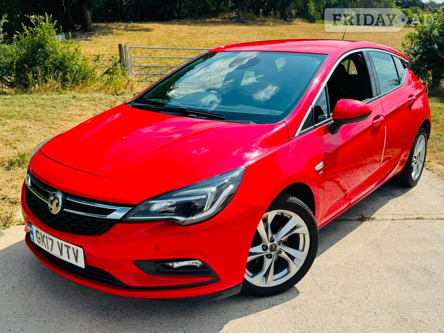 Vauxhall Astra 2017 in Horley