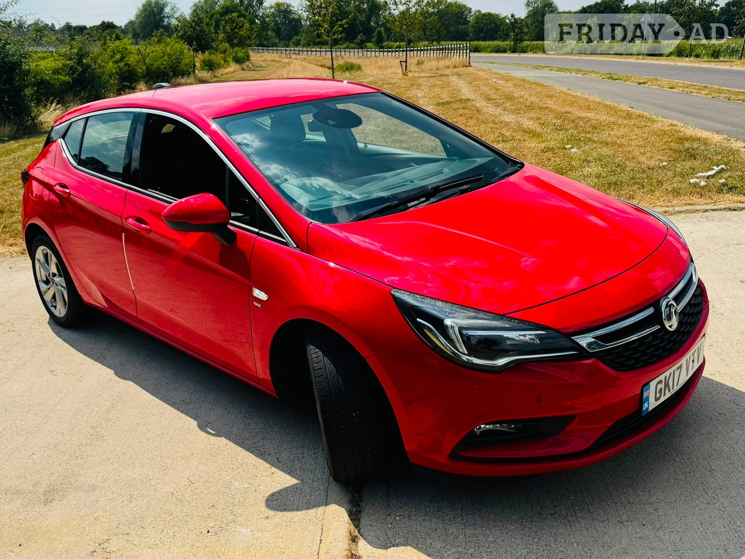 Vauxhall Astra 2017 - Cars in Horley