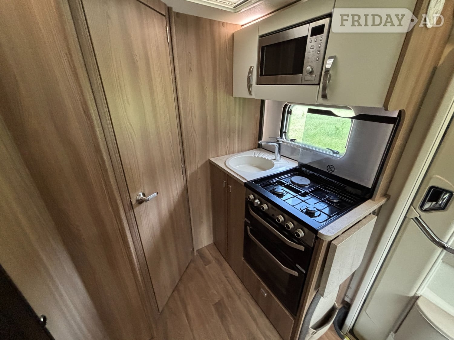 Bessacarr 424 2016 - Motorhomes & Caravans