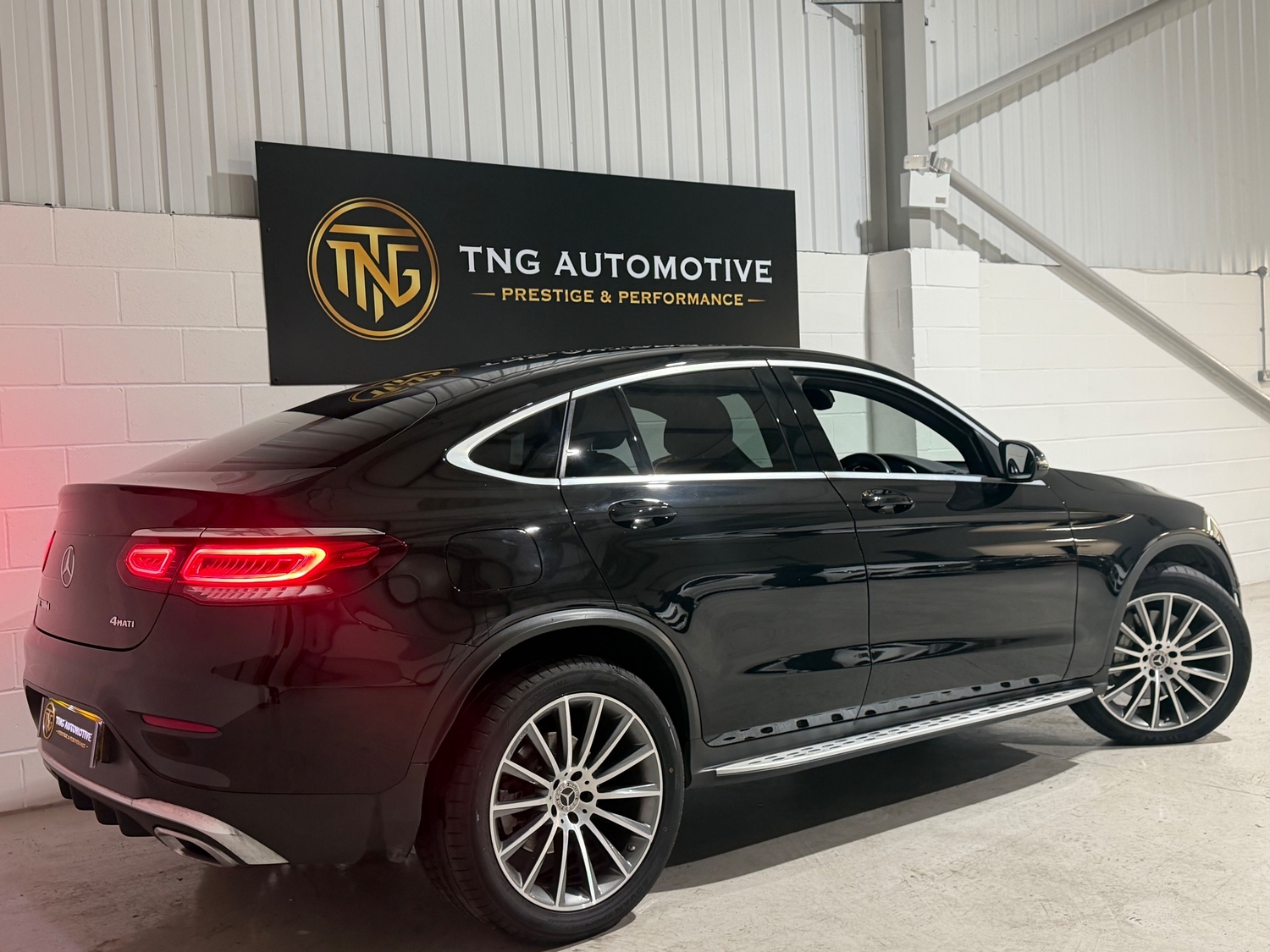Mercedes-Benz GLC 2019 - Cars in Croydon