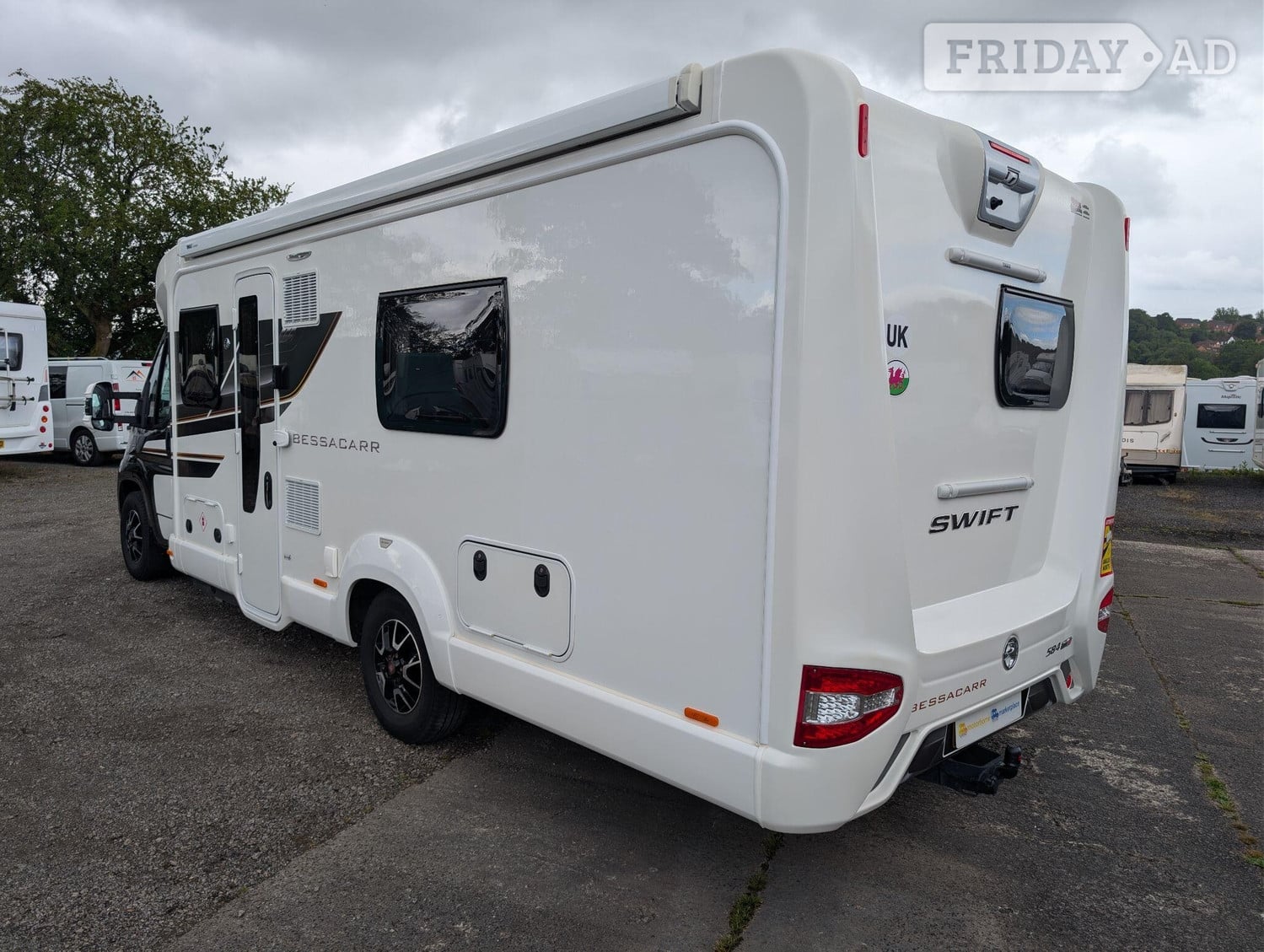 [4 berth ]Swift Bessacarr 584