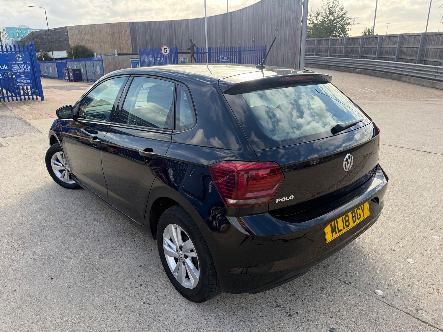Volkswagen Polo 2018 - Cars in Portsmouth