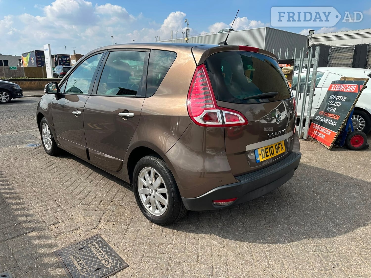 [ berth ]Renault Scenic