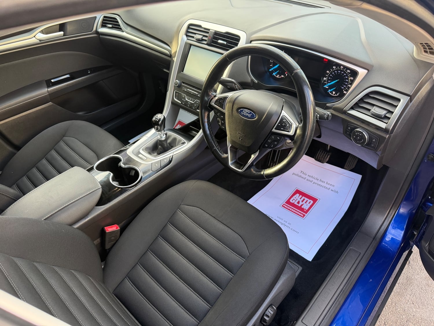 Ford Mondeo 2015 - Cars