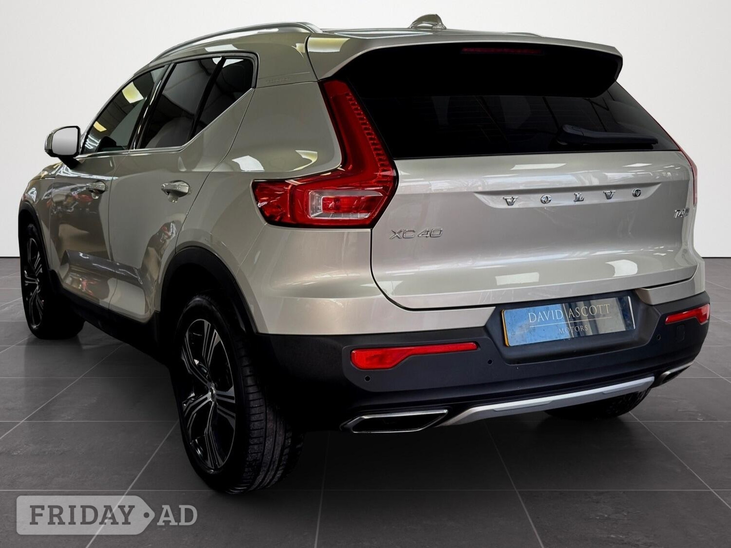 [ berth ]Volvo XC40