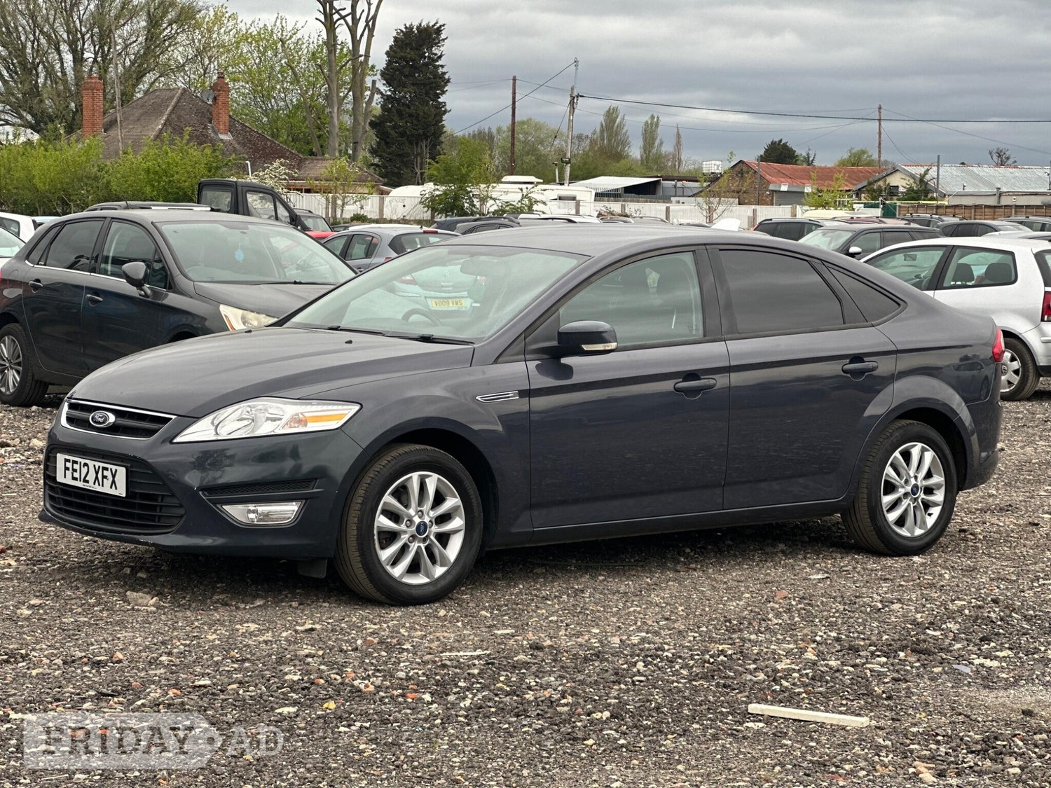 Ford Mondeo 2012 - Cars in Windsor