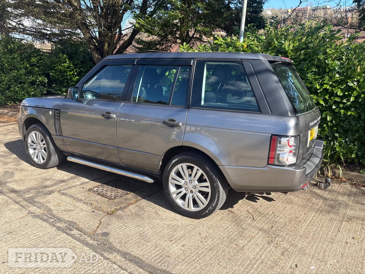 [ berth ]Land Rover Range Rover