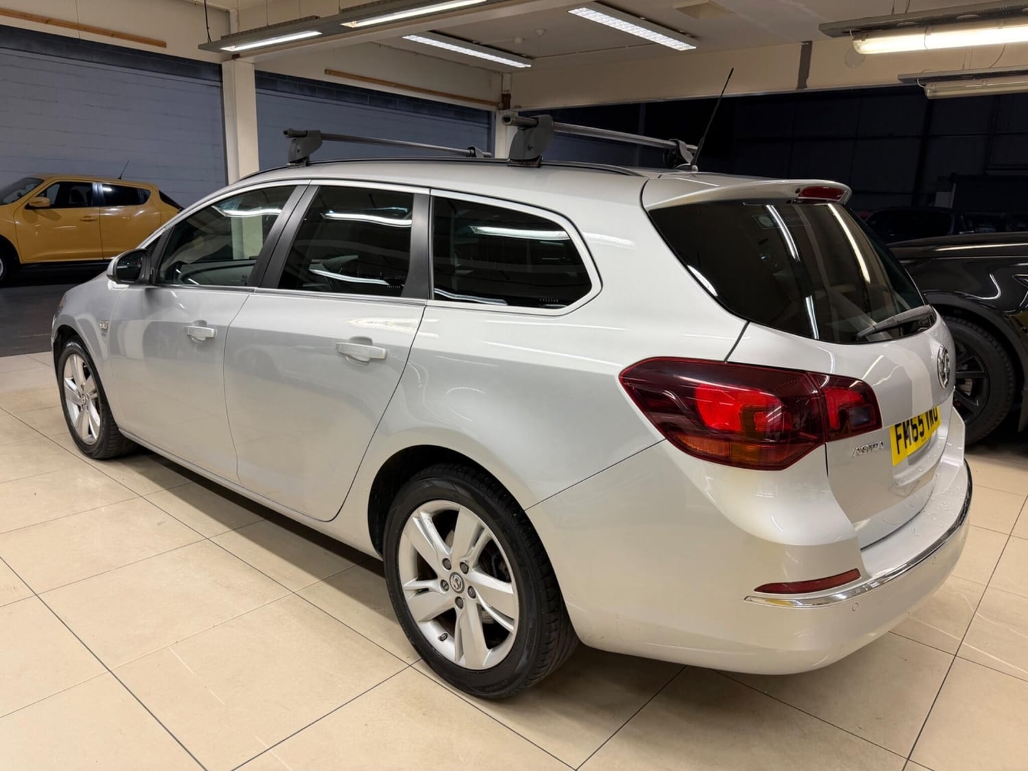 Vauxhall Astra 2016 - Cars
