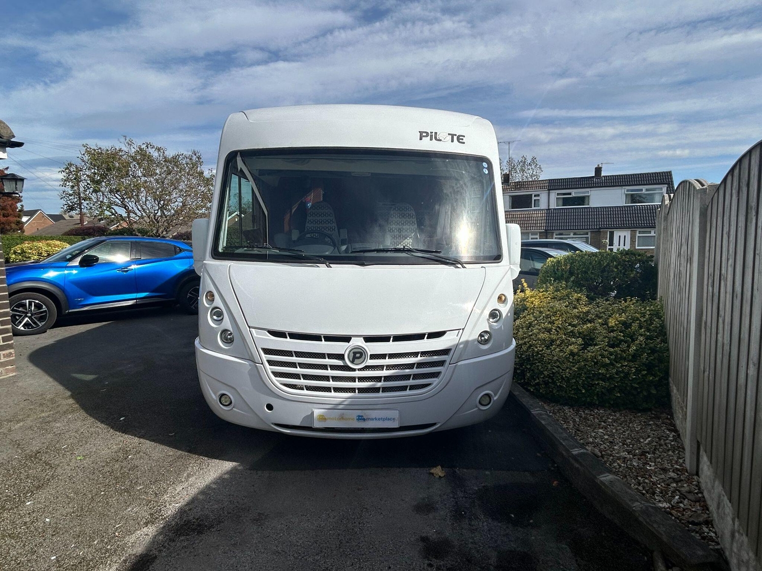 Pilote Aventura Love Clough