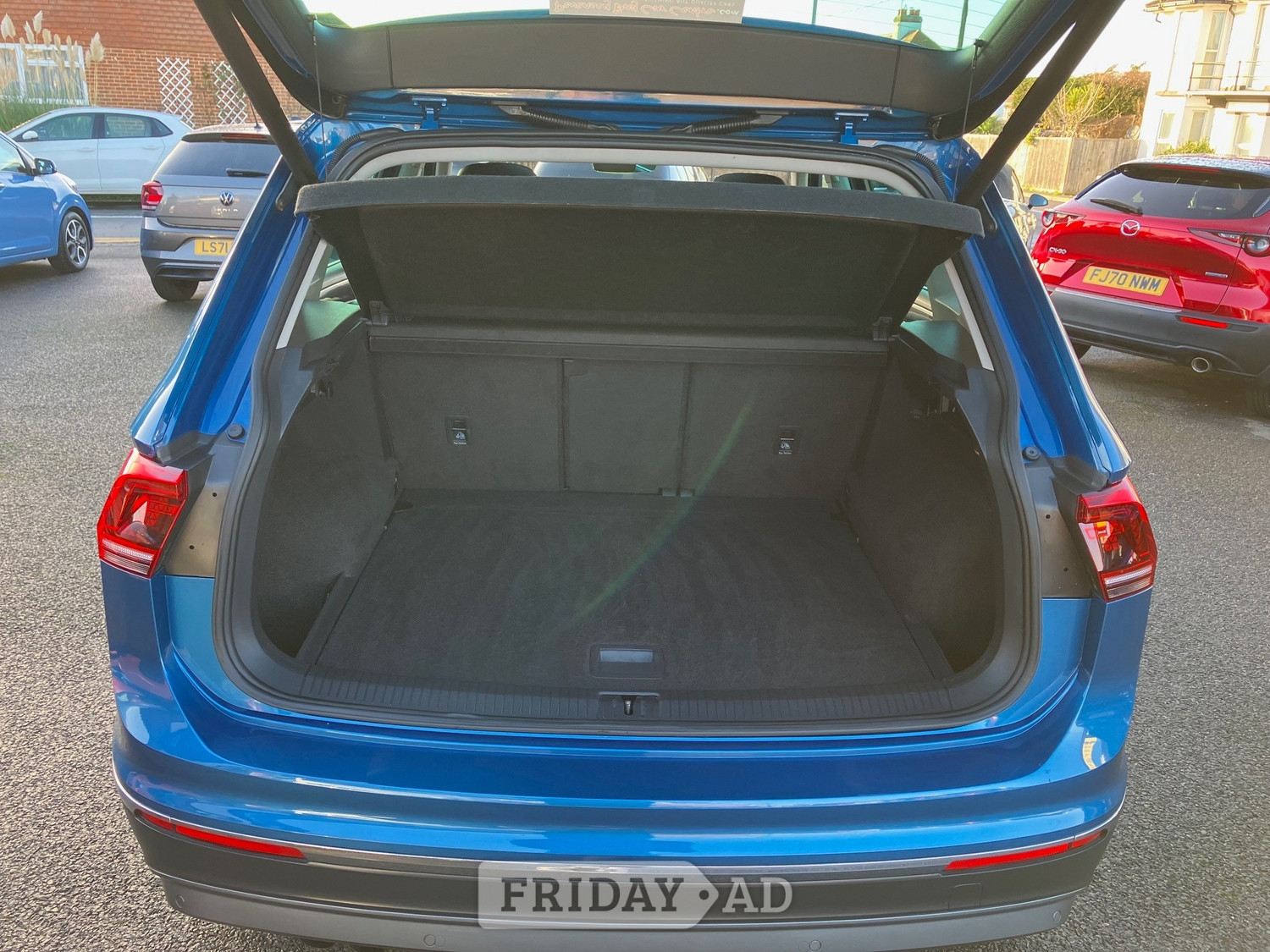 Volkswagen Tiguan 2017 - Cars in Pevensey