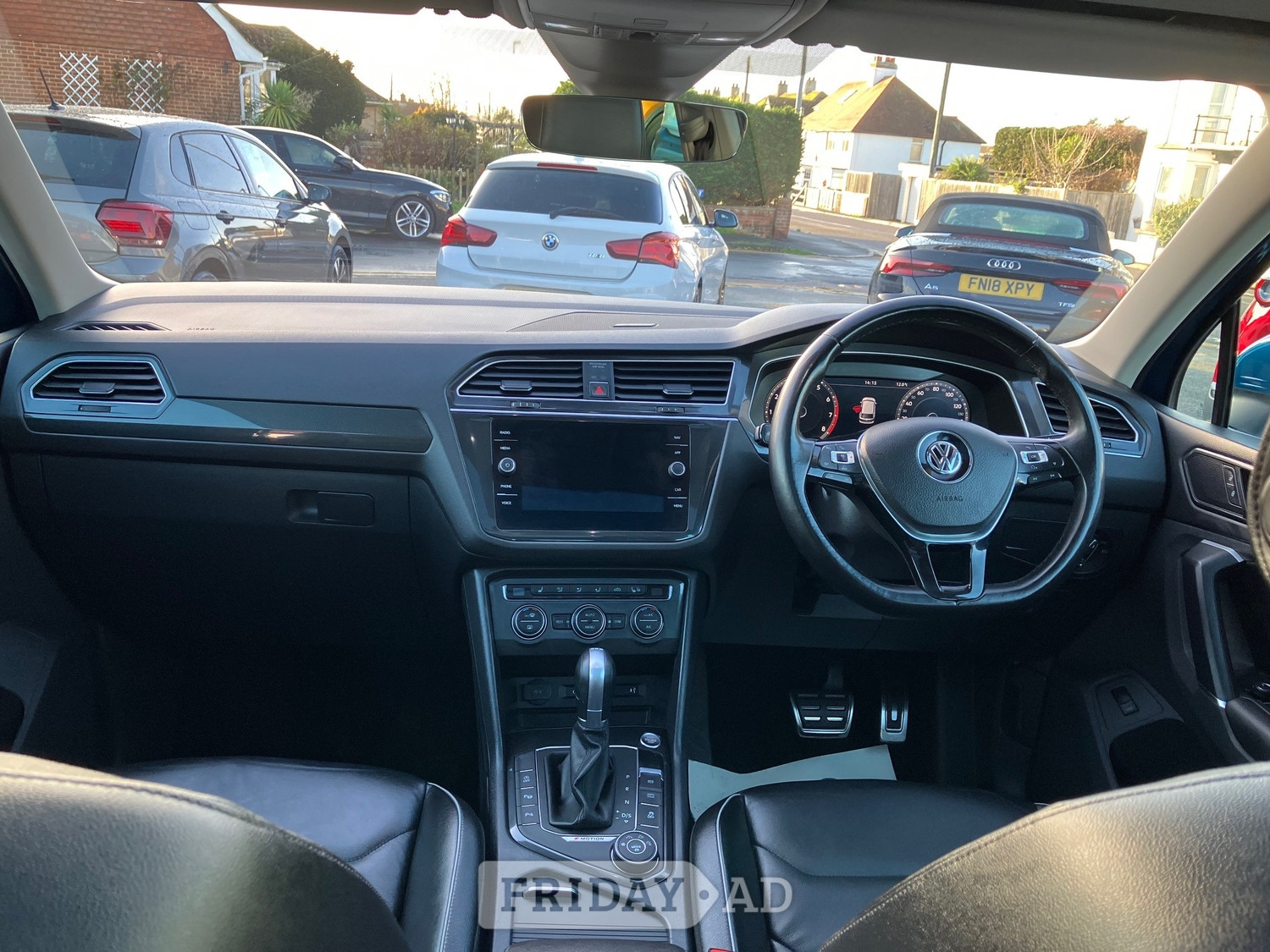 Volkswagen Tiguan 2017 - Cars