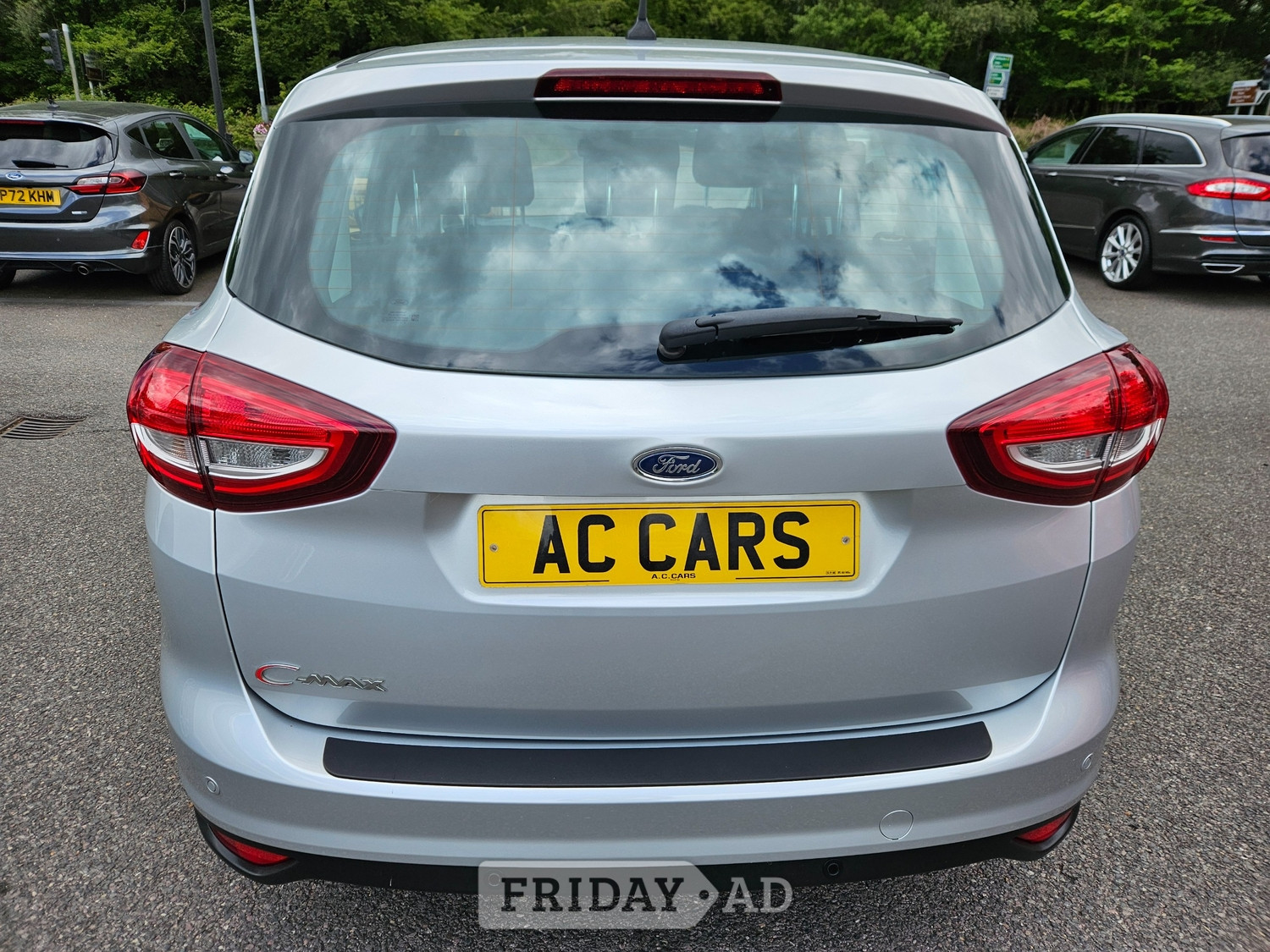 [ berth ]Ford C-MAX