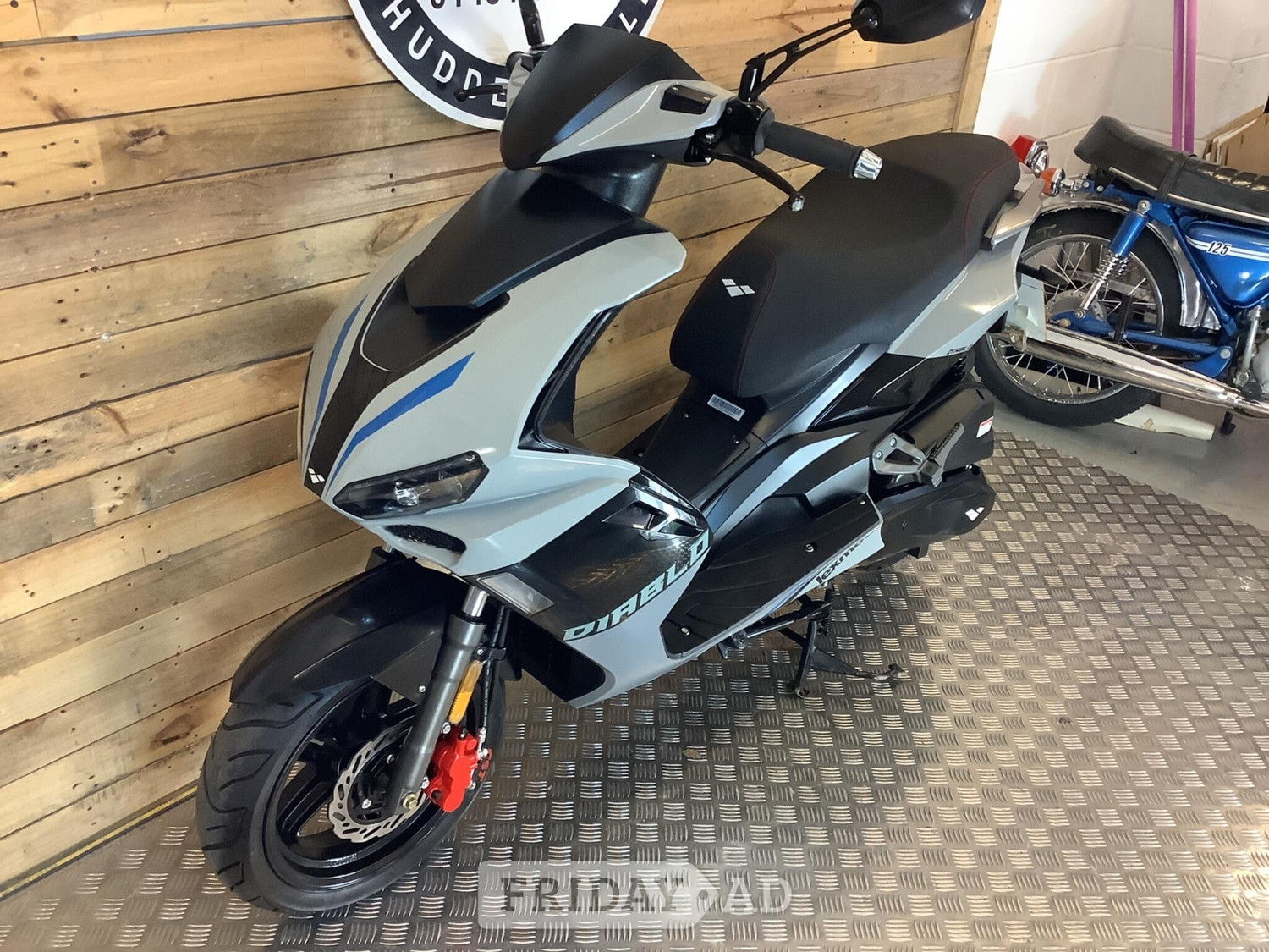 [ berth ]Lexmoto Diablo