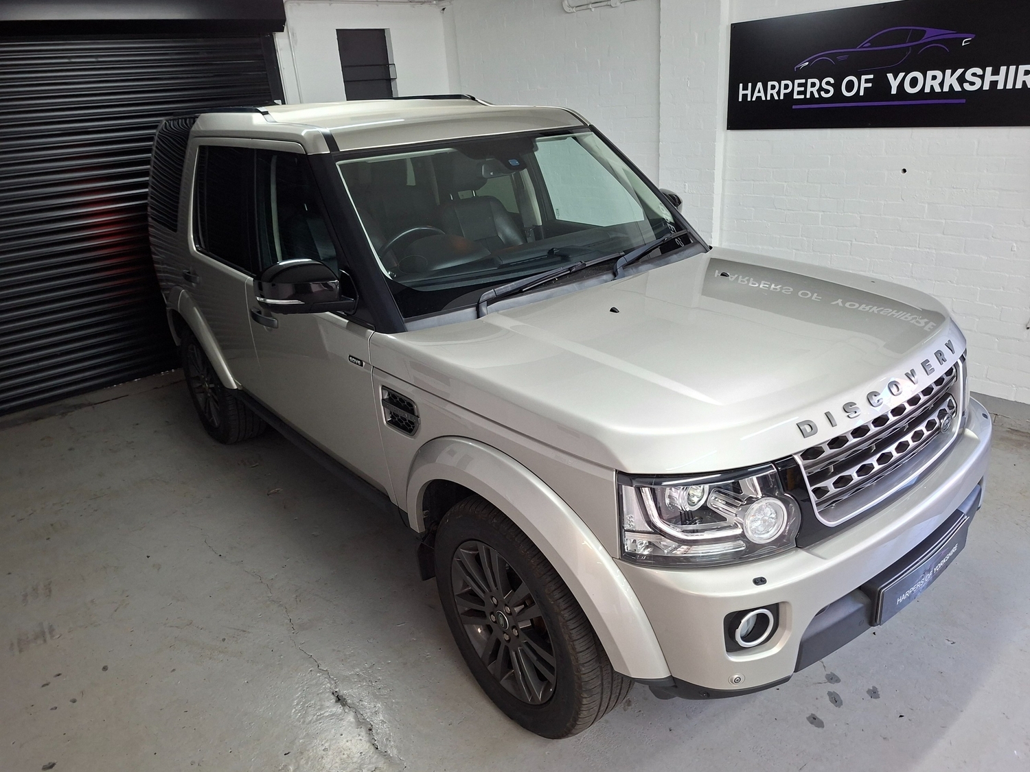 Land Rover Discovery 4 2016 - Cars in Pontefract
