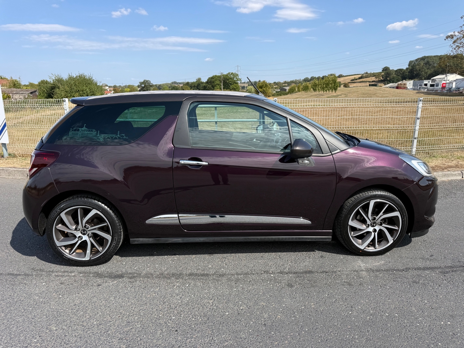 DS DS 3 Cabrio 2016 - Cars in Bristol