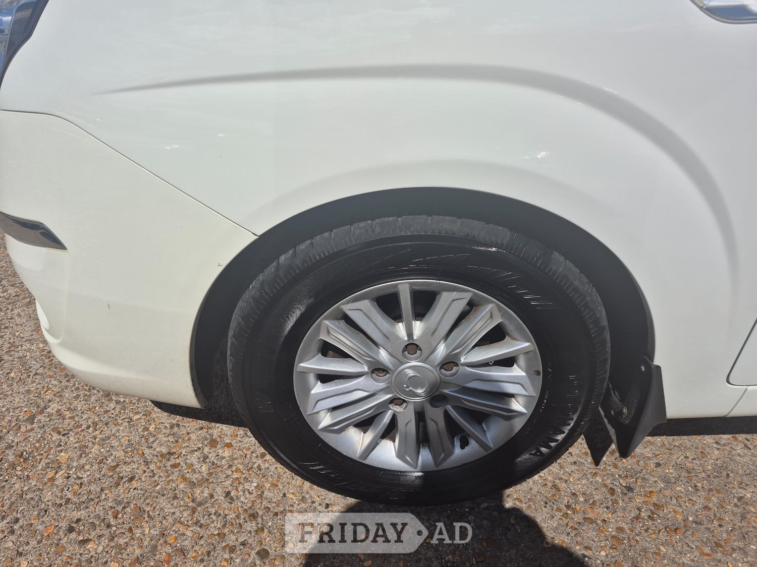 Ssangyong Turismo 2015 - Cars in Southampton
