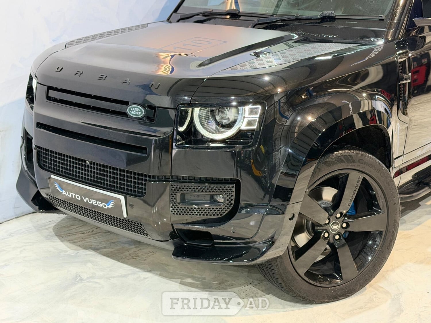 Land Rover Defender 110 2020 - Cars
